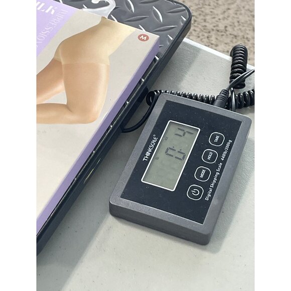 Silk Impressions Pantyhose Size Medium Shimmer Sheer Beige 20 Denier 2 Pair NEW - Picture 6 of 6